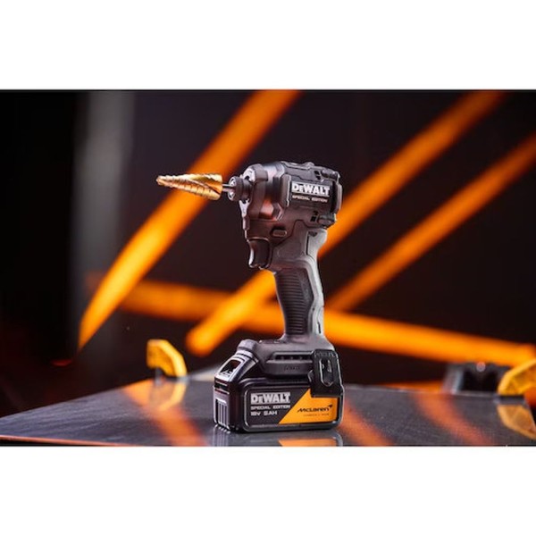 Παλμικό Κατσαβίδι 18V XR 205 Nm (2x5 Ah) Dewalt McLaren – DCF86MP2T-QW