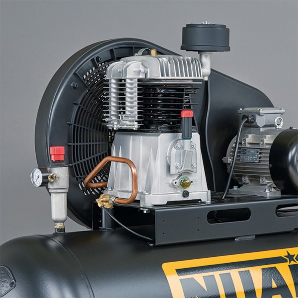 Αεροσυμπιεστής Εμβολοφόρος με Ιμάντα 500L 7.5Hp ΝΒ7/7.5CT/500 400V NUAIR 